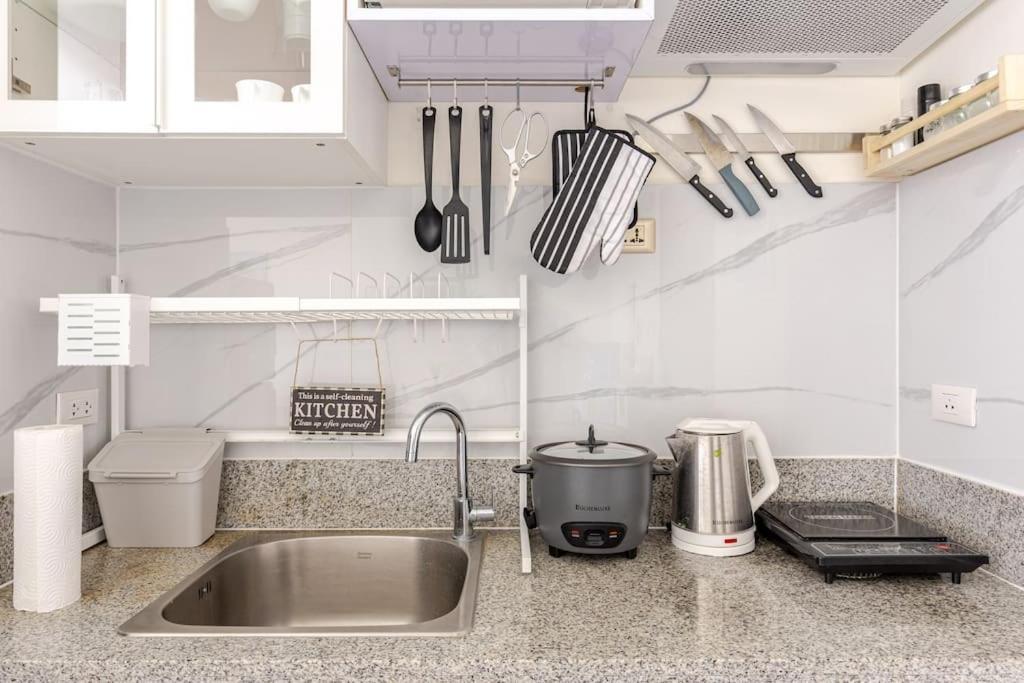 Perfect Accommodation For You In Levels Burbank Manila Ngoại thất bức ảnh